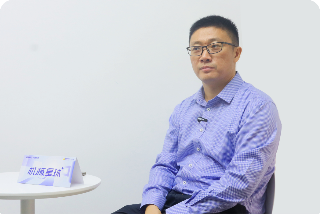 广州小站设备租赁创始人-马总